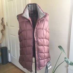 Eddie Bauer NWT Down Puffer Vest Women’s Small